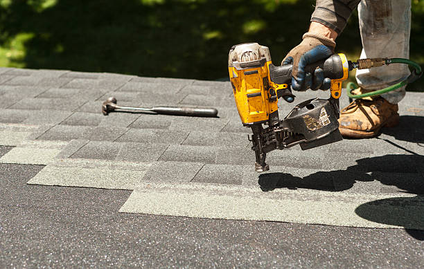 Best Emergency Roof Repair  in Castle Rock, WA